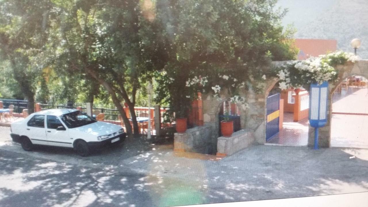 Auberge Bab Imouzer Tagherat Anekrim Exterior photo